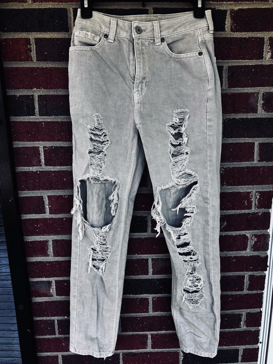 American Eagle Outfitters Denim - American Eagle Distressed Grey Ripped Distressed Boyfriend Jeans Size 0 AE